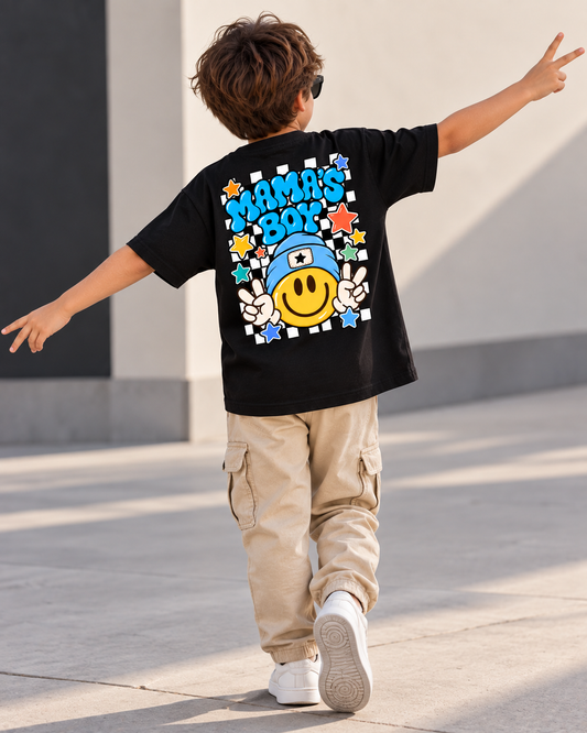 Smiley Mama's Boy - Kids Tshirt