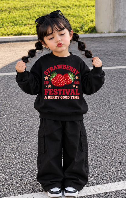 Strawberry Festival - Oversized Sweatshirt